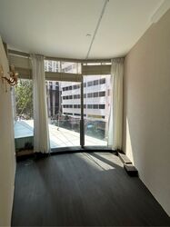 Oxley Tower (D1), Retail #557310091
